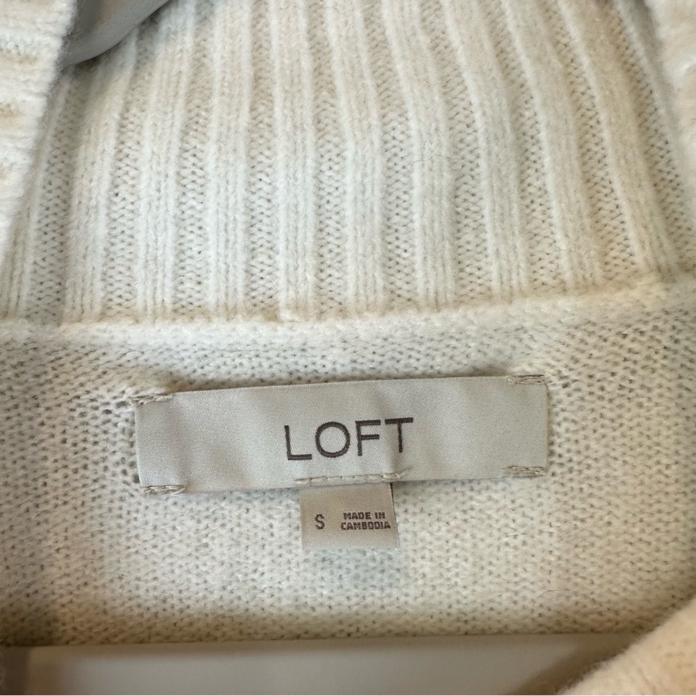 Loft Off White Cream Modern Mock Neck Comfy Cozy Wool Blend Sweater Size Small - Picture 3 of 6